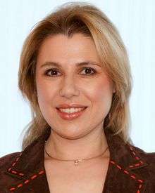 Susan Polgar wearing necklace